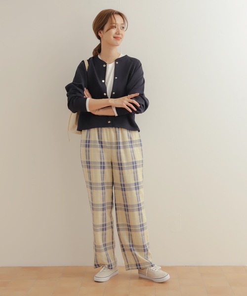 URBAN RESEARCH DOORS（アーバンリサーチドアーズ）の「コットンスウェットラグランショートカーディガン（カーディガン/ボレロ・レディース・アイボリー/グレー系その他/ネイビー・MEDIUM）」の4枚目の写真