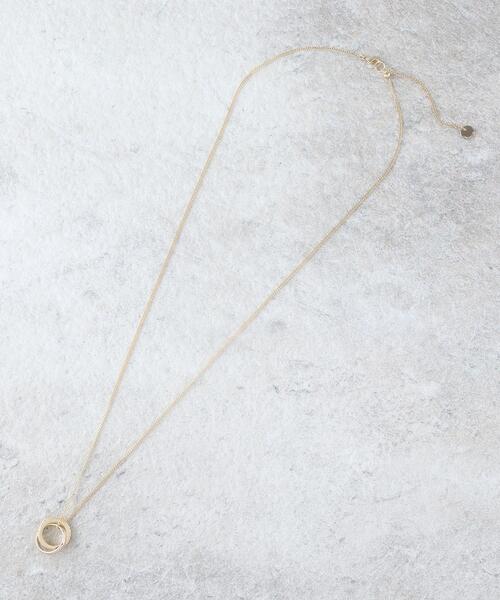 OPAQUE.CLIP（オペークドットクリップ）の「◆ビジューリング×メタルリングロングネックレス（ネックレス・レディース・シルバー/ゴールド・00）」の4枚目の写真