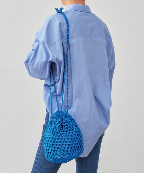 Actually（アクチュアリー）の「メタリックコードヤーン 巾着バッグ（ショルダーバッグ・レディース・ブラック/ブルー/シルバー・フリー）」の18枚目の写真