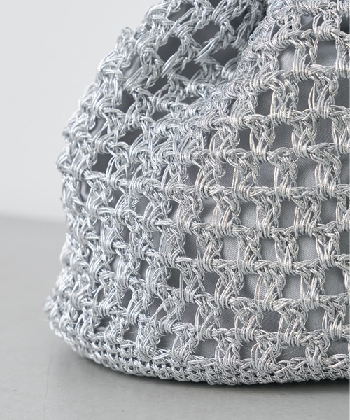 Actually（アクチュアリー）の「メタリックコードヤーン 巾着バッグ（ショルダーバッグ・レディース・ブラック/ブルー/シルバー・フリー）」の17枚目の写真