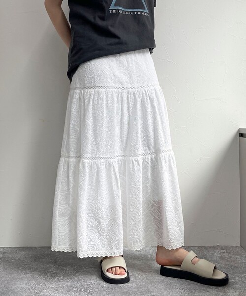 fredy emue（フレディエミュ）の「コットンレースティアードスカート（スカート・レディース・チャコールグレー/オフホワイト・38/36）」の7枚目の写真