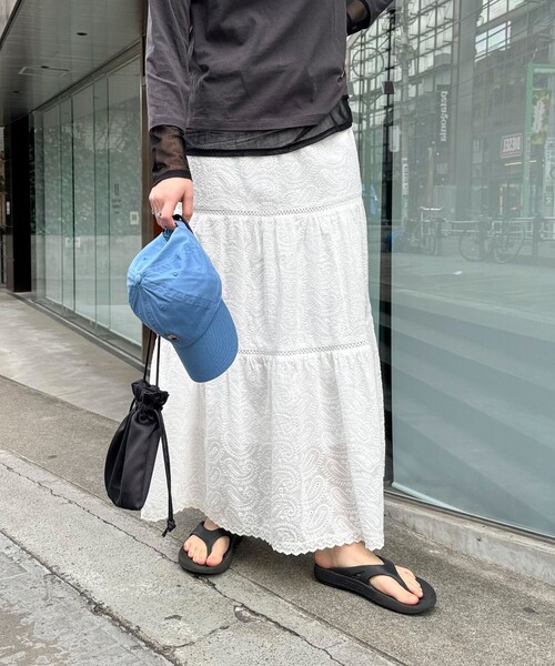 fredy emue（フレディエミュ）の「コットンレースティアードスカート（スカート・レディース・チャコールグレー/オフホワイト・38/36）」の13枚目の写真