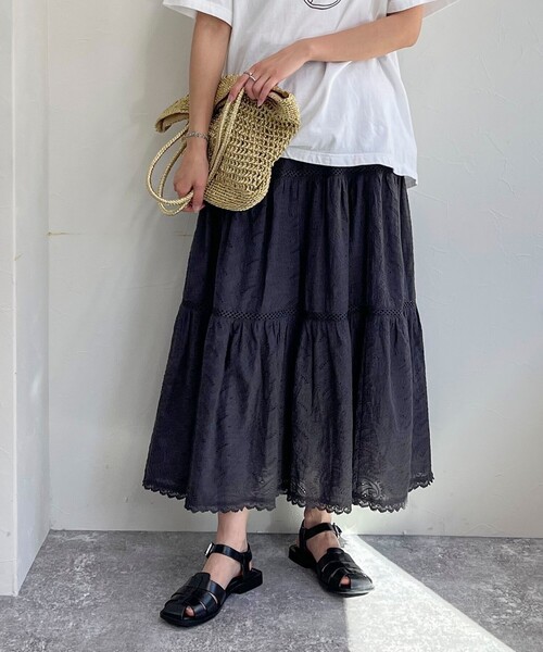 fredy emue（フレディエミュ）の「コットンレースティアードスカート（スカート・レディース・チャコールグレー/オフホワイト・38/36）」の19枚目の写真