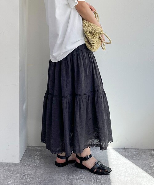 fredy emue（フレディエミュ）の「コットンレースティアードスカート（スカート・レディース・チャコールグレー/オフホワイト・38/36）」の21枚目の写真