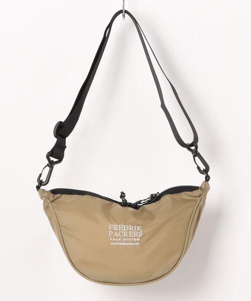 FREDRIK PACKERS(フレドリックパッカーズ)の「FREDRIK PACKERS /フレドリックパッカーズ 210D BROW SHOULDER(ショルダーバッグ・レディース・ブラック/その他・ONESIZE)」の8枚目の写真