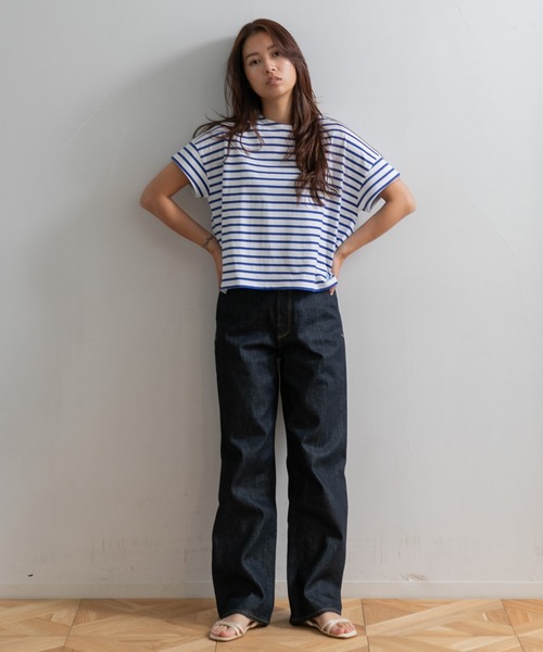 YANUK(ヤヌーク)の「YANUK ボーイズストレート LEA OWI(デニムパンツ・レディース・インディゴブルー・23/24/25)」の7枚目の写真