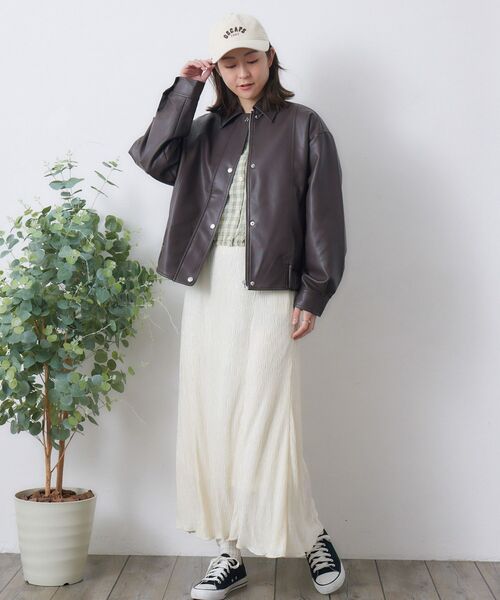 RETRO GIRL(レトロガール)の「細プリーツロングSK(スカート・レディース・ブラック/ブルー系その他/ナチュラル/シルバー・FREE)」の14枚目の写真