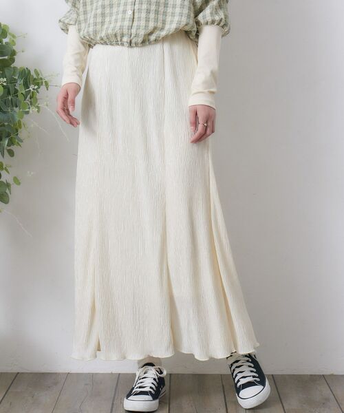 RETRO GIRL(レトロガール)の「細プリーツロングSK(スカート・レディース・ブラック/ブルー系その他/ナチュラル/シルバー・FREE)」の6枚目の写真