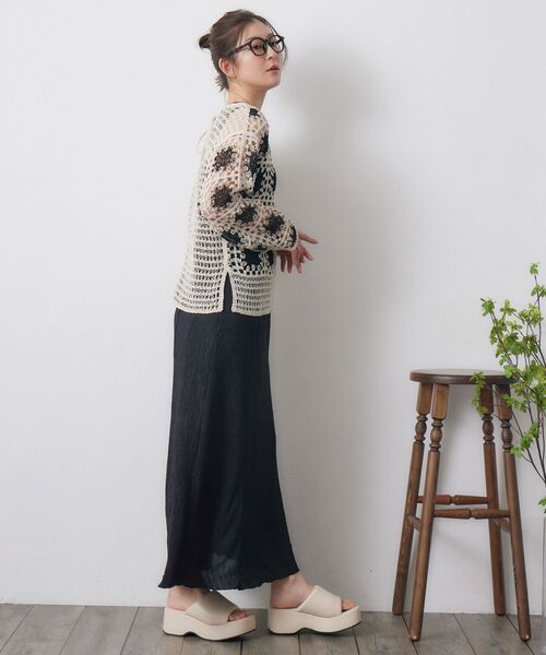 RETRO GIRL(レトロガール)の「細プリーツロングSK(スカート・レディース・ブラック/ブルー系その他/ナチュラル/シルバー・FREE)」の22枚目の写真