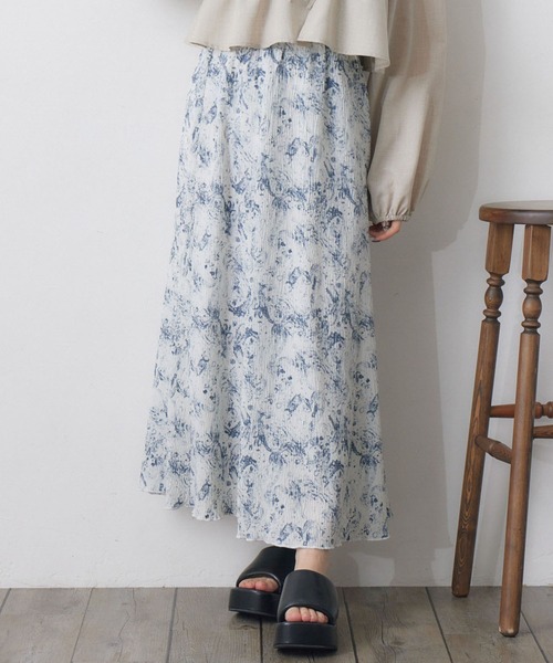 RETRO GIRL(レトロガール)の「細プリーツロングSK(スカート・レディース・ブラック/ブルー系その他/ナチュラル/シルバー・FREE)」の1枚目の写真