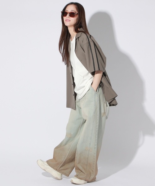 Anui（アニュイ）の「【UNISEX/選べる着丈】ボクシーロゴサマーシャツ（シャツ/ブラウス・レディース・ベージュ/ブラック・SMALL/MEDIUM）」の13枚目の写真