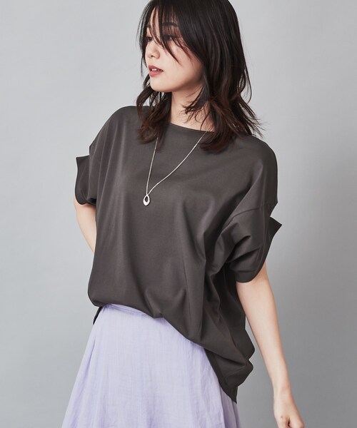 【美品！】UNTITLED ★ アンタイトル 半袖プルオーバー サイズ44 黒 ウエストタックデザインがフェミニンでエレガント♪着回し重宝！＊S919 コットン／ゆったりデザイン／ドライタッチTシャツ型プルオーバー