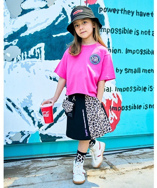 X-girl Stages（エックスガールステージス）の「脇シャーリングビッグロゴ半袖Tシャツ（Tシャツ/カットソー・キッズ・オフホワイト/ブラック/ピンク・110cm/120cm/130cm/140cm/100cm/90cm）」の21枚目の写真