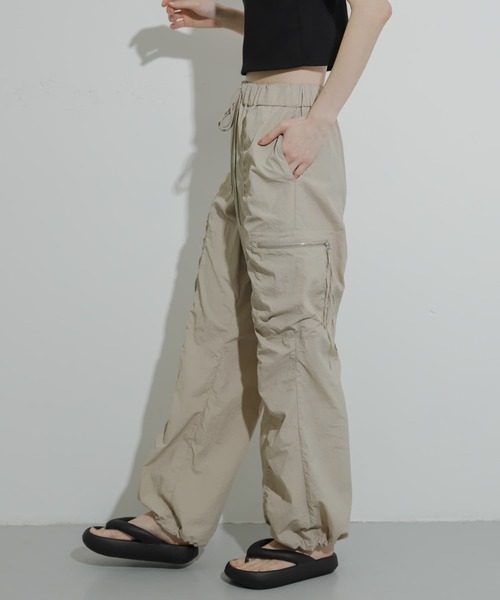 Uiscel（ユイセル）の「Uiscel　パッカリングイージーカーゴパンツ（その他パンツ・レディース・ライトベージュ/ブラック/オレンジ・ONE）」の9枚目の写真