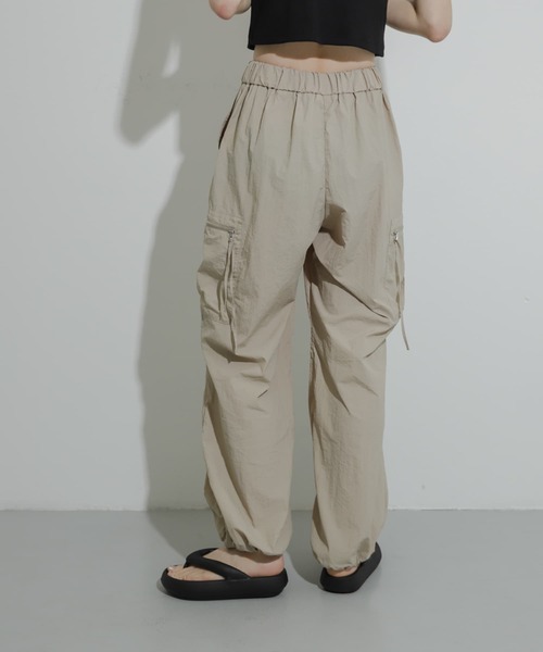 Uiscel（ユイセル）の「Uiscel　パッカリングイージーカーゴパンツ（その他パンツ・レディース・ライトベージュ/ブラック/オレンジ・ONE）」の10枚目の写真