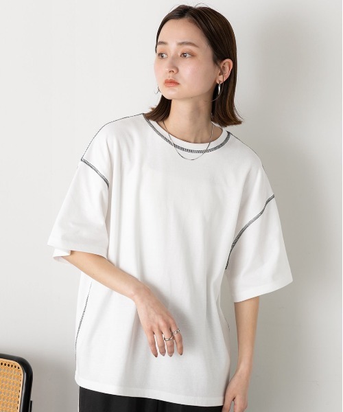 ad thie(アドティエ)の「配色ステッチ スムースTシャツ(Tシャツ/カットソー・レディース・ブラック/杢グレー/ラベンダー/オフホワイト/ブラウン・FREE)」の7枚目の写真