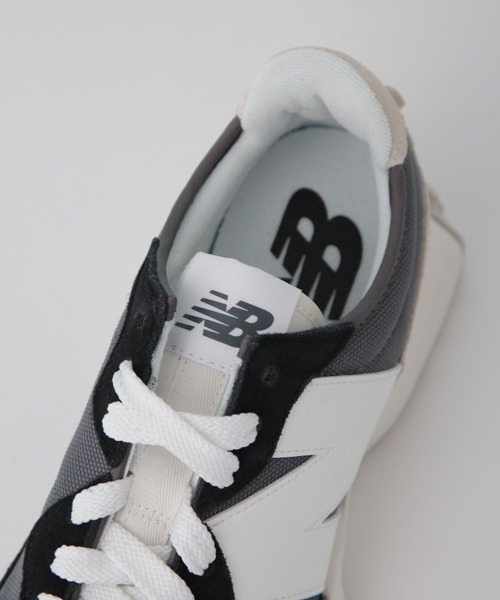 NEW BALANCE（ニューバランス）の「newbalance/327（スニーカー