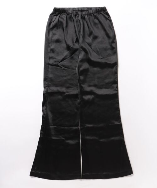 wee9s（ウィークス）の「satin like flare pants / サテンフレアパンツ（その他パンツ・レディース・ブラック/ホワイト・FREE）」の2枚目の写真