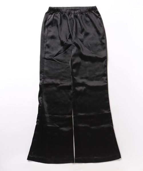 wee9s（ウィークス）の「satin like flare pants / サテンフレアパンツ（その他パンツ・レディース・ブラック/ホワイト・FREE）」の4枚目の写真