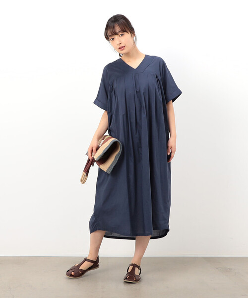 ONIGIRI(オニギリ)の「インドコットン タックワンピース(ワンピース・レディース・チャコール/ネイビー/ホワイト・FREE)」の1枚目の写真