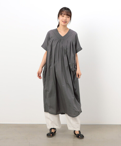 ONIGIRI(オニギリ)の「インドコットン タックワンピース(ワンピース・レディース・チャコール/ネイビー/ホワイト・FREE)」の9枚目の写真