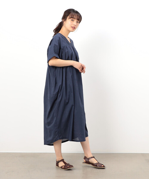 ONIGIRI(オニギリ)の「インドコットン タックワンピース(ワンピース・レディース・チャコール/ネイビー/ホワイト・FREE)」の13枚目の写真