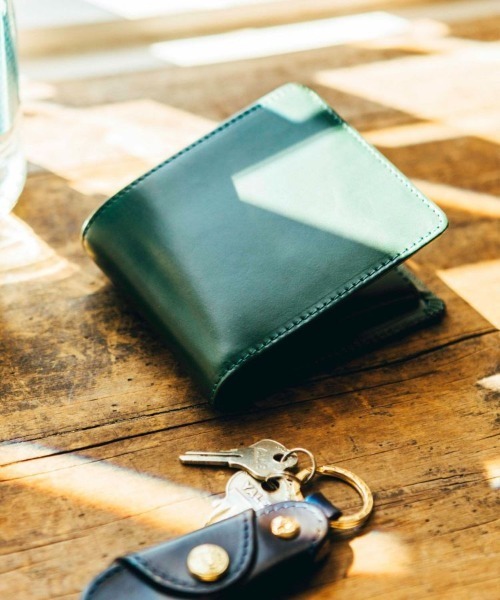 【GLENROYAL/グレンロイヤル】HIP WALLET WITH DIVIDER/ブライドルレザー二つ折り財布（財布）｜GLENROYAL（グレンロイヤル）