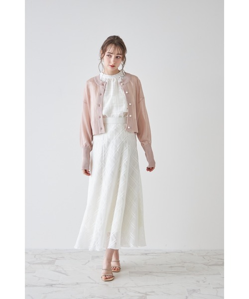 tocco closet(トッコ クローゼット)の「パール釦シアーラメニットカーディガン(カーディガン/ボレロ・レディース・サックスブルー/ピンクベージュ/ミント/ブラック/オフホワイト・M)」の20枚目の写真