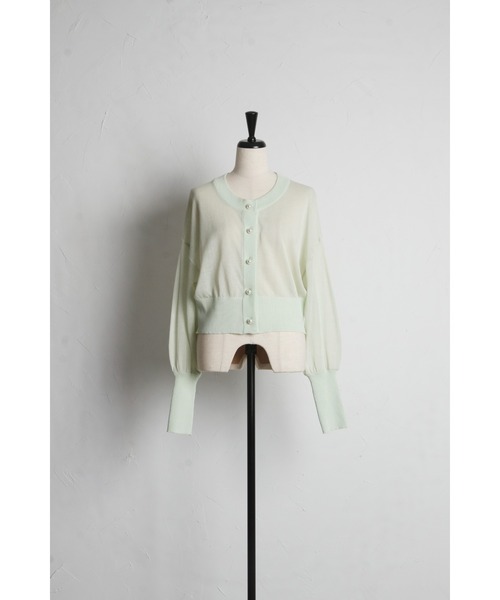 tocco closet(トッコ クローゼット)の「パール釦シアーラメニットカーディガン(カーディガン/ボレロ・レディース・サックスブルー/ピンクベージュ/ミント/ブラック/オフホワイト・M)」の15枚目の写真