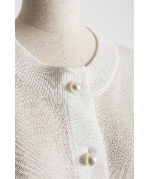 tocco closet(トッコ クローゼット)の「パール釦シアーラメニットカーディガン(カーディガン/ボレロ・レディース・サックスブルー/ピンクベージュ/ミント/ブラック/オフホワイト・M)」の8枚目の写真