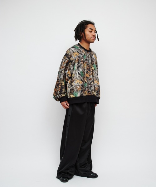 DIGAWEL(ディガウェル)の「Sweatshirt (camo)(スウェット・メンズ・その他・2)」の2枚目の写真