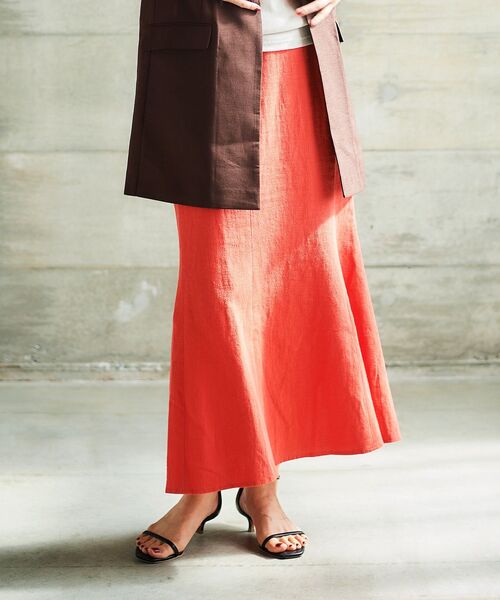 le.coeur blanc(ルクールブラン)の「麻コットンマーメイドスカート(スカート・レディース・レッド/ブラック・38)」の2枚目の写真