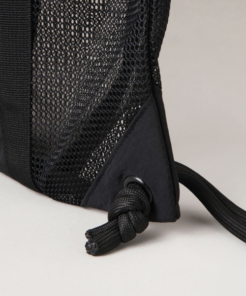 RAGEBLUE（レイジブルー）の「【TOTONOW/トトナウ】コラボナップサック（ショルダーバッグ・メンズ・ブラック・FREE）」の7枚目の写真