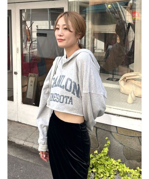 Ungrid（アングリッド）の「ロゴデザインショートパーカー（パーカー・レディース・ライトグレー/イエロー/グリーン・FREE）」の16枚目の写真