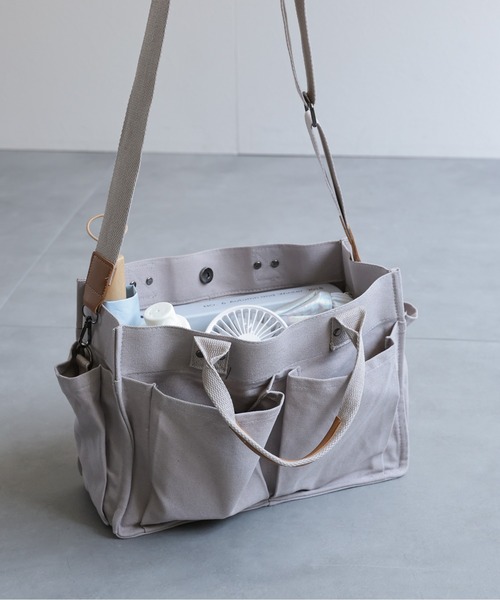 ap retro（アプレトロ）の「キャンバストートバッグ / A4サイズ収納（トートバッグ・レディース・ブラック/オフホワイト/カーキ/グレー・FREE）」の9枚目の写真