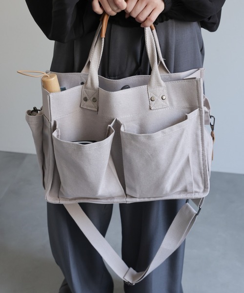 ap retro（アプレトロ）の「キャンバストートバッグ / A4サイズ収納（トートバッグ・レディース・ブラック/オフホワイト/カーキ/グレー・FREE）」の10枚目の写真