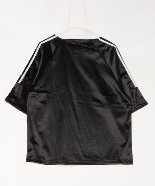 MGV(エムジーヴィー)の「Football Uniform-Like(Tシャツ/カットソー・レディース・シルバー/ブラック・MEDIUM/X-LARGE/LARGE)」の3枚目の写真
