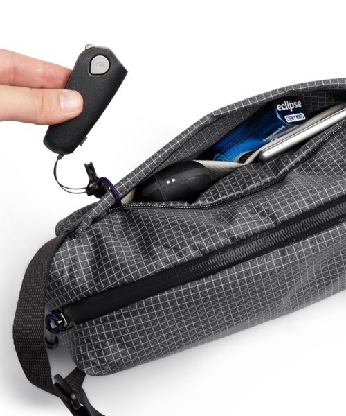 Bellroy(ベルロイ)の「bellroy/ベルロイ/Bellroy/Lite Sling 7L ボディバッグ ウエストポーチ(ボディバッグ/ウエストポーチ・レディース・ブラック/グレー/レンガ/アッシュグレー・FREE)」の16枚目の写真