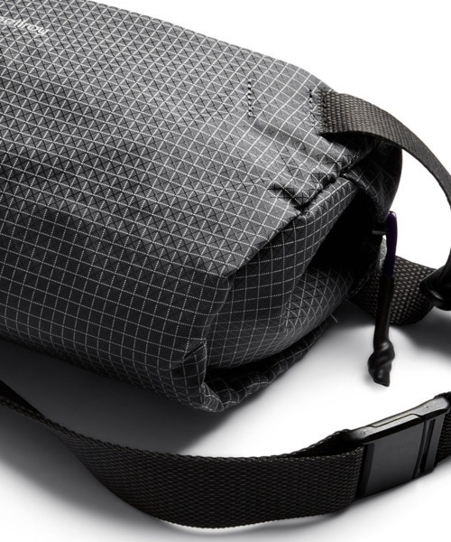 Bellroy(ベルロイ)の「bellroy/ベルロイ/Bellroy/Lite Sling 7L ボディバッグ ウエストポーチ(ボディバッグ/ウエストポーチ・レディース・ブラック/グレー/レンガ/アッシュグレー・FREE)」の18枚目の写真