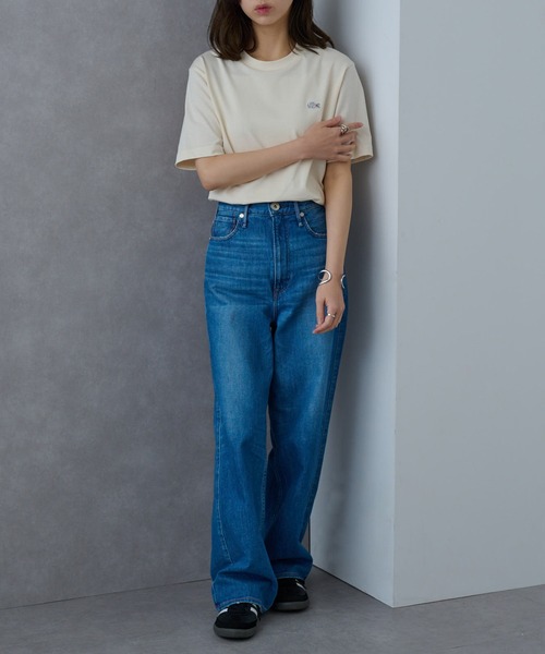 LACOSTE(ラコステ)の「【LACOSTE】ワンポイントロゴTシャツ TH5582-99(Tシャツ/カットソー・レディース・アイボリー/ホワイト/ネイビー/イエロー/ブラック/サックスブルー・XL/L/M/S/XS)」の19枚目の写真