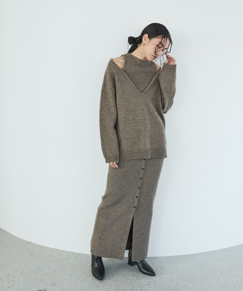 AIC.（エーアイシー）の「アルパカタッチカットアウトオーバーサイズニット（ニット/セーター・レディース・ブラック/チャコールグレー/グレイッシュベージュ・FREE）」の21枚目の写真