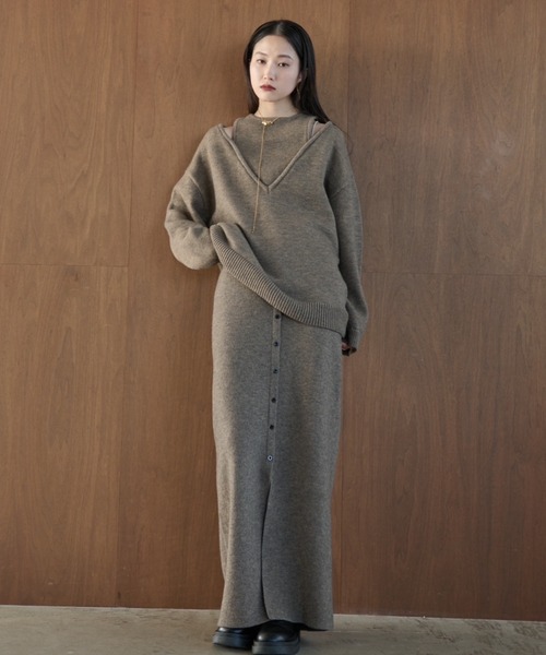 AIC.（エーアイシー）の「アルパカタッチカットアウトオーバーサイズニット（ニット/セーター・レディース・ブラック/チャコールグレー/グレイッシュベージュ・FREE）」の13枚目の写真