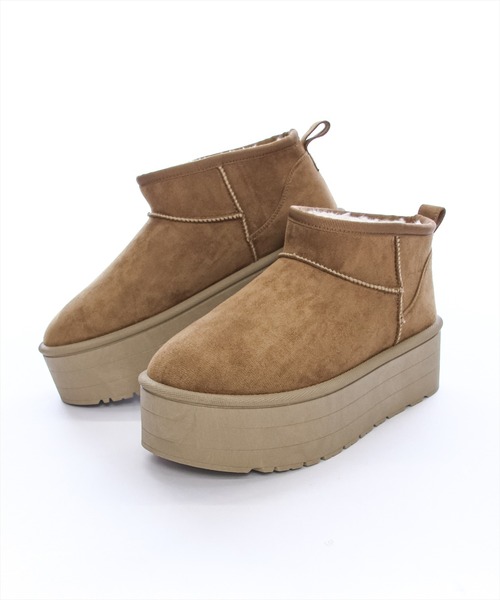 clear（クリア）の「【お気に入り登録数1万人突破！】厚底ショートムートンブーツ［大人 カジュアル 着回し力抜群］≪再入荷≫（ブーツ・レディース・キャメル/アイボリー・M/L）」の8枚目の写真