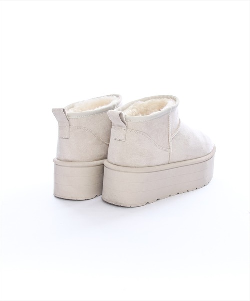 clear（クリア）の「【お気に入り登録数1万人突破！】厚底ショートムートンブーツ［大人 カジュアル 着回し力抜群］≪再入荷≫（ブーツ・レディース・キャメル/アイボリー・M/L）」の11枚目の写真