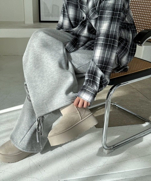 clear（クリア）の「【お気に入り登録数1万人突破！】厚底ショートムートンブーツ［大人 カジュアル 着回し力抜群］≪再入荷≫（ブーツ・レディース・キャメル/アイボリー・M/L）」の3枚目の写真