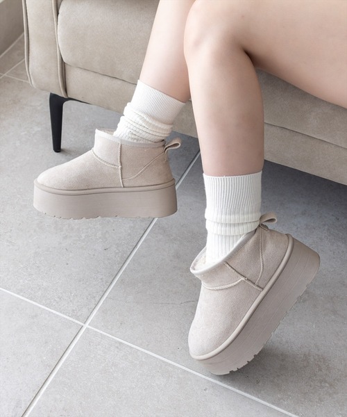 clear（クリア）の「【お気に入り登録数1万人突破！】厚底ショートムートンブーツ［大人 カジュアル 着回し力抜群］≪再入荷≫（ブーツ・レディース・キャメル/アイボリー・M/L）」の16枚目の写真