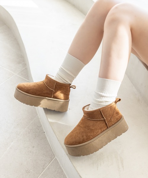 clear（クリア）の「【お気に入り登録数1万人突破！】厚底ショートムートンブーツ［大人 カジュアル 着回し力抜群］≪再入荷≫（ブーツ・レディース・キャメル/アイボリー・M/L）」の22枚目の写真