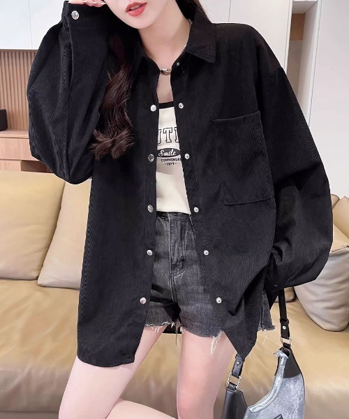 REMUR（レミュール）の「BIGシャツ（シャツ/ブラウス・レディース・ブラック/キャメル/パープル・M/XL/L）」の2枚目の写真