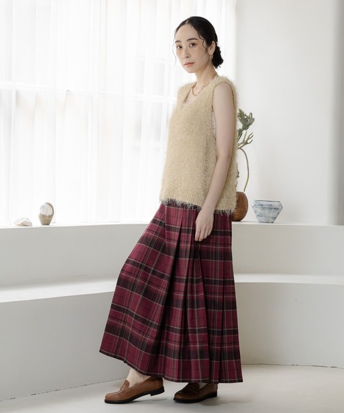 studio CLIP(スタディオクリップ)の「3ゲージフサフサヤーンベスト(ベスト・レディース・ベージュ/サンドグレー/ライトブルー・FREE)」の12枚目の写真