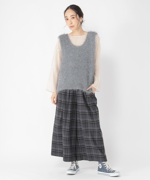 studio CLIP(スタディオクリップ)の「3ゲージフサフサヤーンベスト(ベスト・レディース・ベージュ/サンドグレー/ライトブルー・FREE)」の20枚目の写真